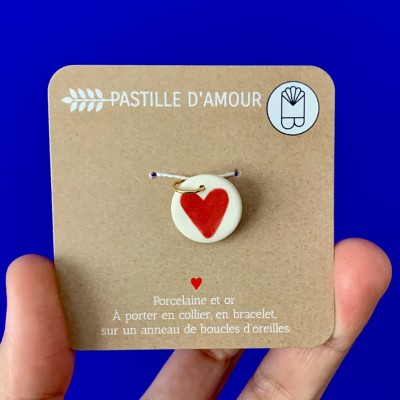 Pastille d'Amour D avec coeur